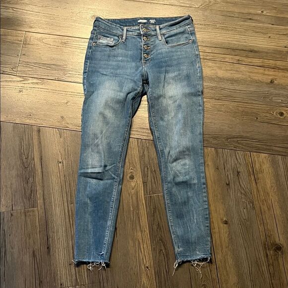 Old Navy Blue Ankle Jeans with Frayed Hem - Picture 1 of 4